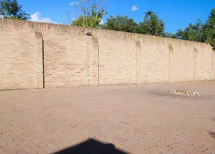 Mura Di Ferrara-apartment 3 Parcheggio Privato Apartmán *